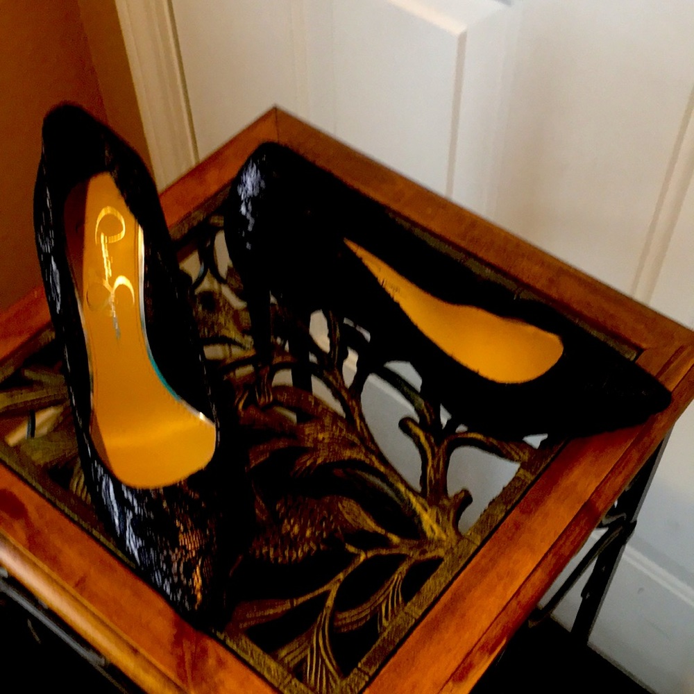 Jessica Simpson black lace shoes 👠 size 6M